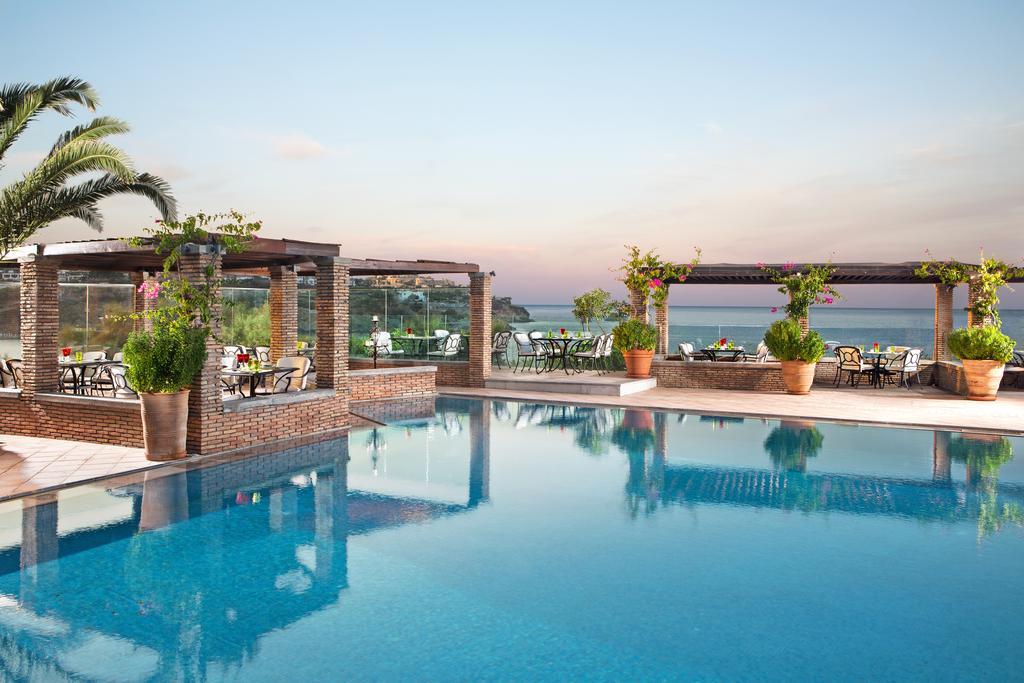 Out Of The Blue Resort & Spa Agia Pelagia  Buitenkant foto